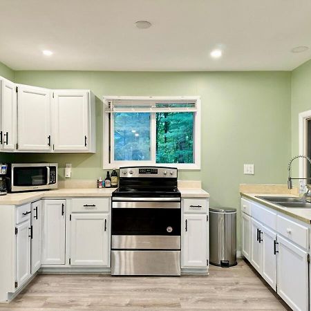 Cayuga Lake Cottage With Private Lake Access Washingtonville Екстер'єр фото